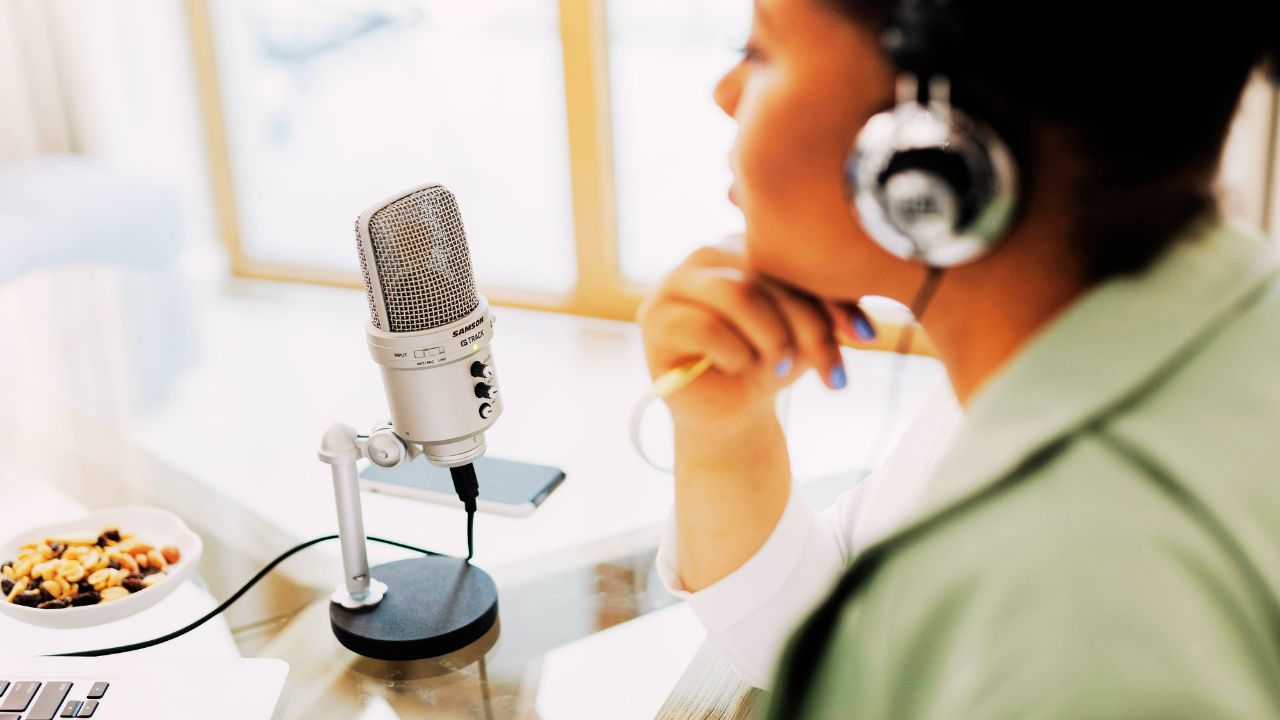 How Far Do You Have to Be for a Condenser Mic