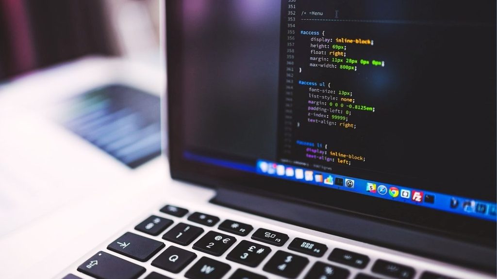 What Background Processes Are Necessary for Windows 11 & Windows 10